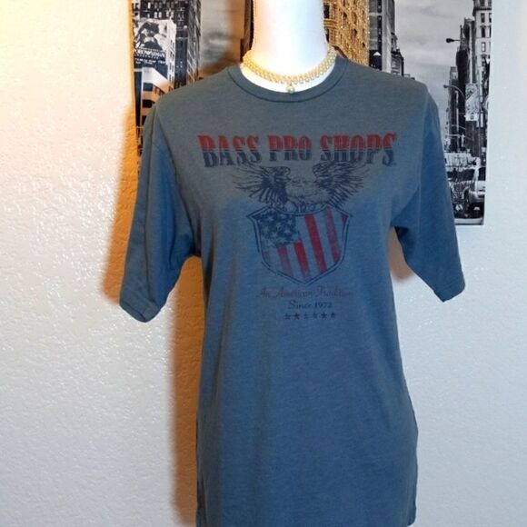Bass Pro Shops Apparel- "An American Tradition" T Shirt Mens S - Picture 1 of 6